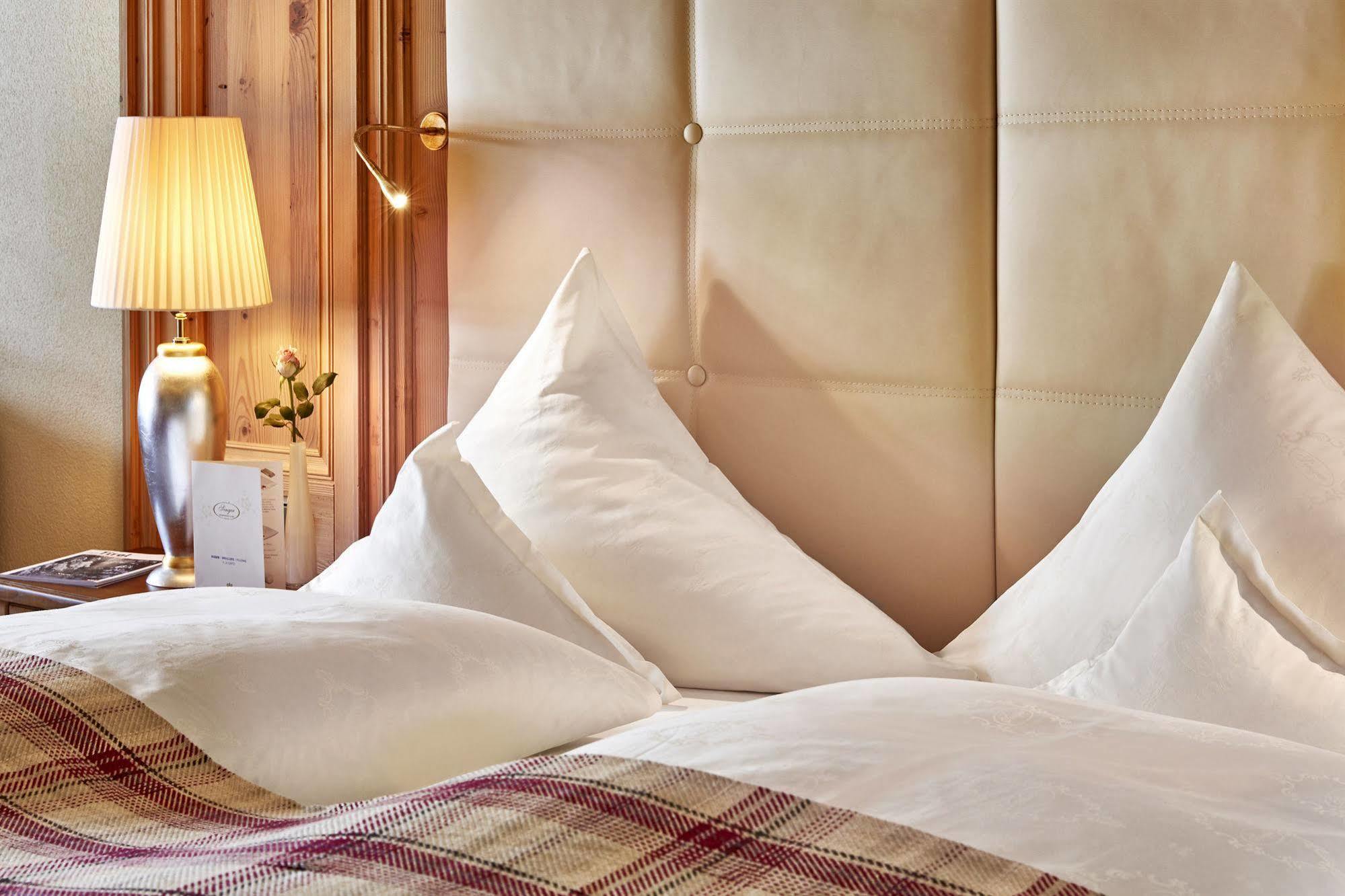 Hotel Singer - Relais & Chateaux Berwang Bagian luar foto